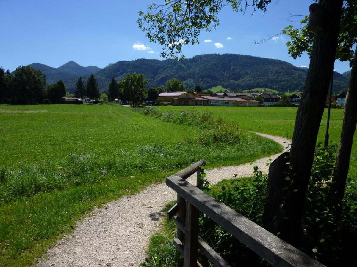 Zwischen Chiemsee Und Bergen Dg ベルナウ・アム・キームゼー エクステリア 写真